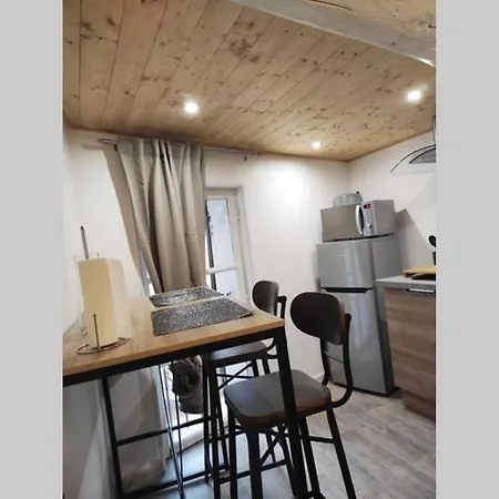 Appartement Renove Et Cosy Dans Le Centre Ancien De Digne-Les-Bains *
